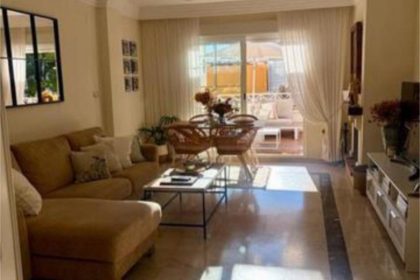 359b44b5dfa724f1a716855b659592eb - 2