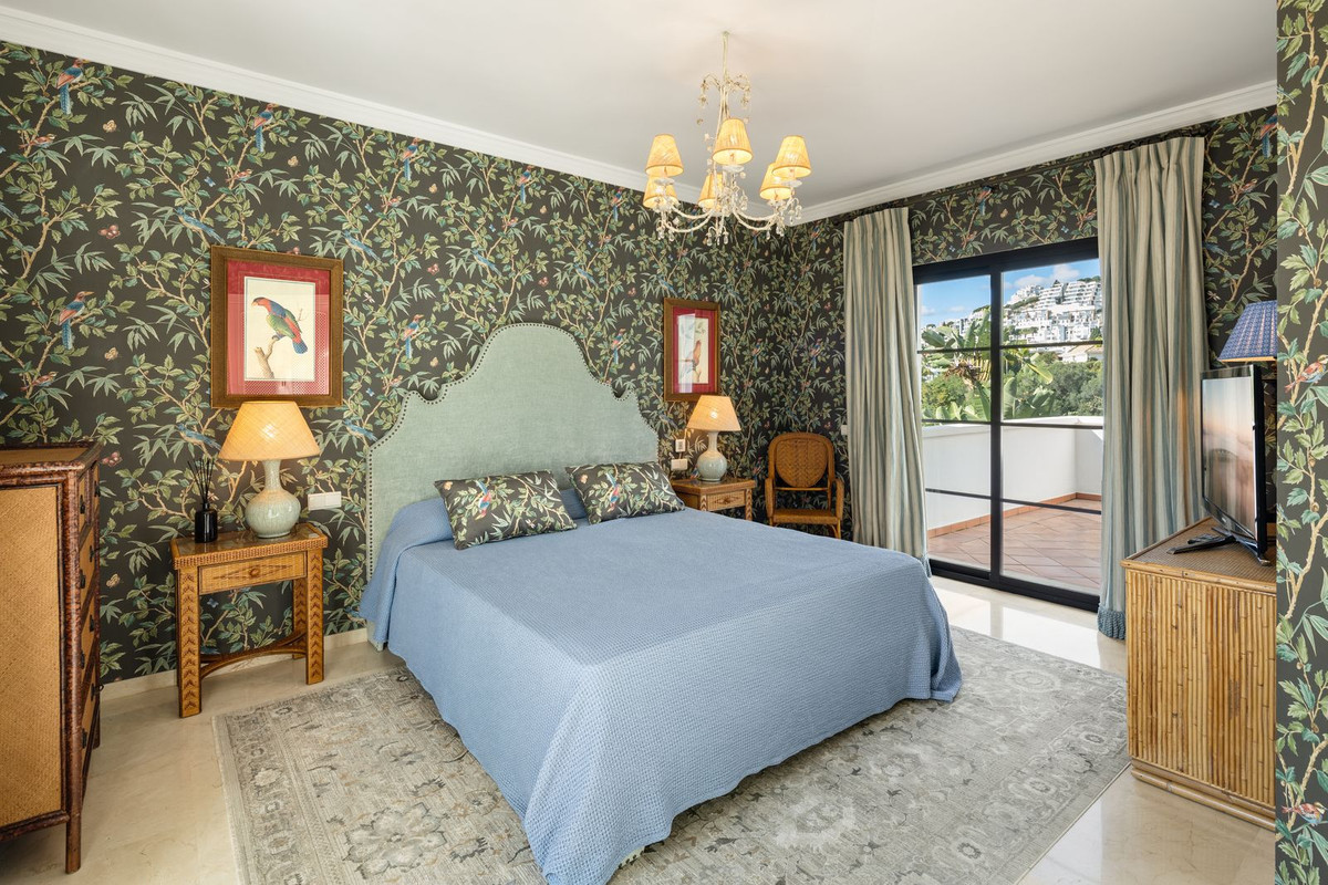 35caa117e87616330924045e21f0abf5 - 7