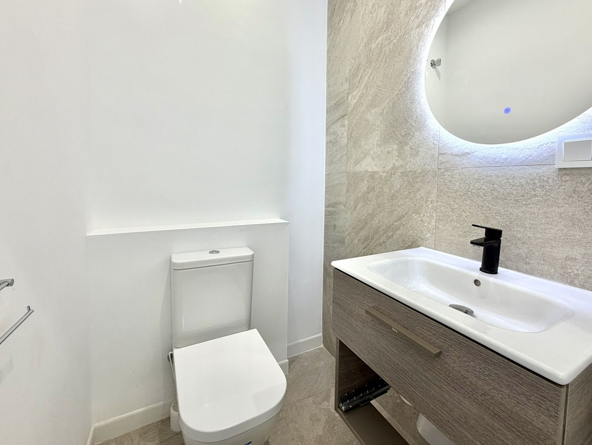 360c2939f7376b31d2dcfba23887f5ce - 16