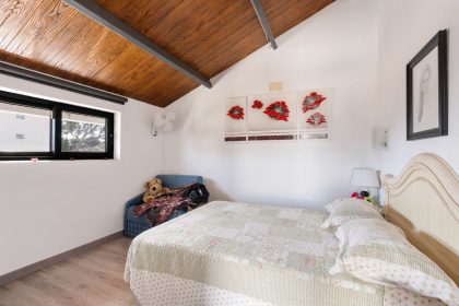 36965436d11c7a83d630cd317de9f504 - 12