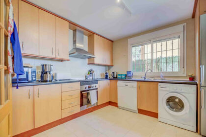 375c0a59595f3c69c73e0322f4c221f3 - 13