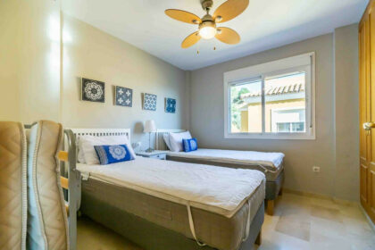 375c0a59595f3c69c73e0322f4c221f3 - 21