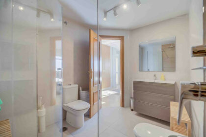 375c0a59595f3c69c73e0322f4c221f3 - 26