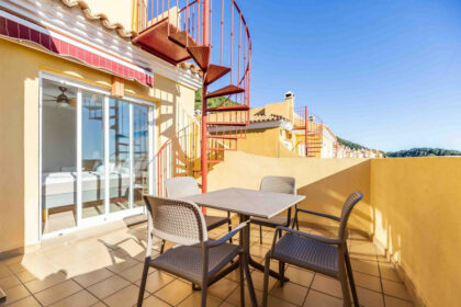 375c0a59595f3c69c73e0322f4c221f3 - 51