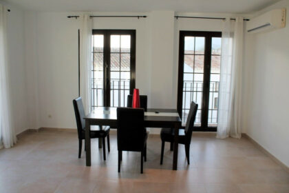 38303d48838bee2c1064d501f725ba2f - 11