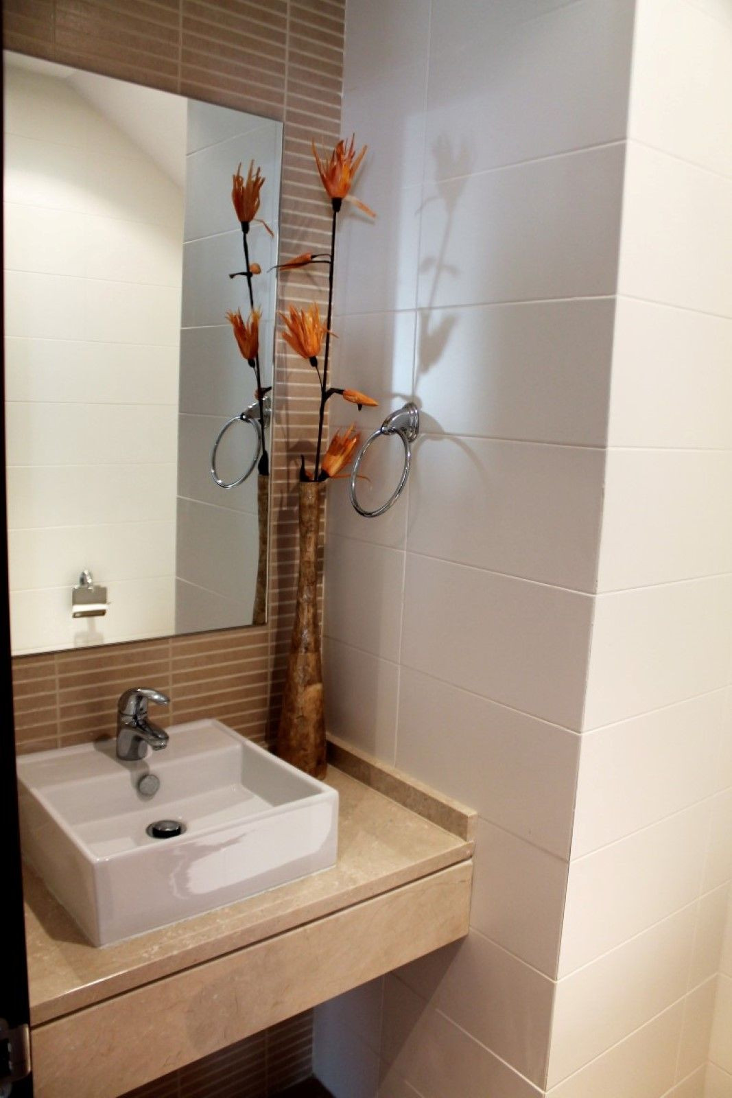 38303d48838bee2c1064d501f725ba2f - 12