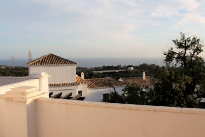 38303d48838bee2c1064d501f725ba2f - 26