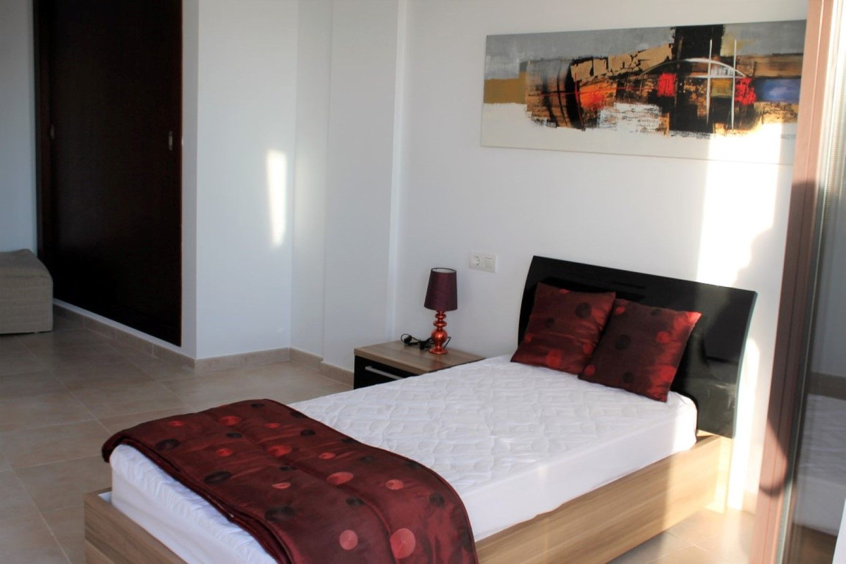 38303d48838bee2c1064d501f725ba2f - 27