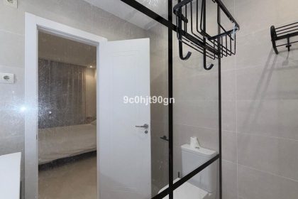 38925c108c4dda1b6ea24f0b8bb82d65 - 20