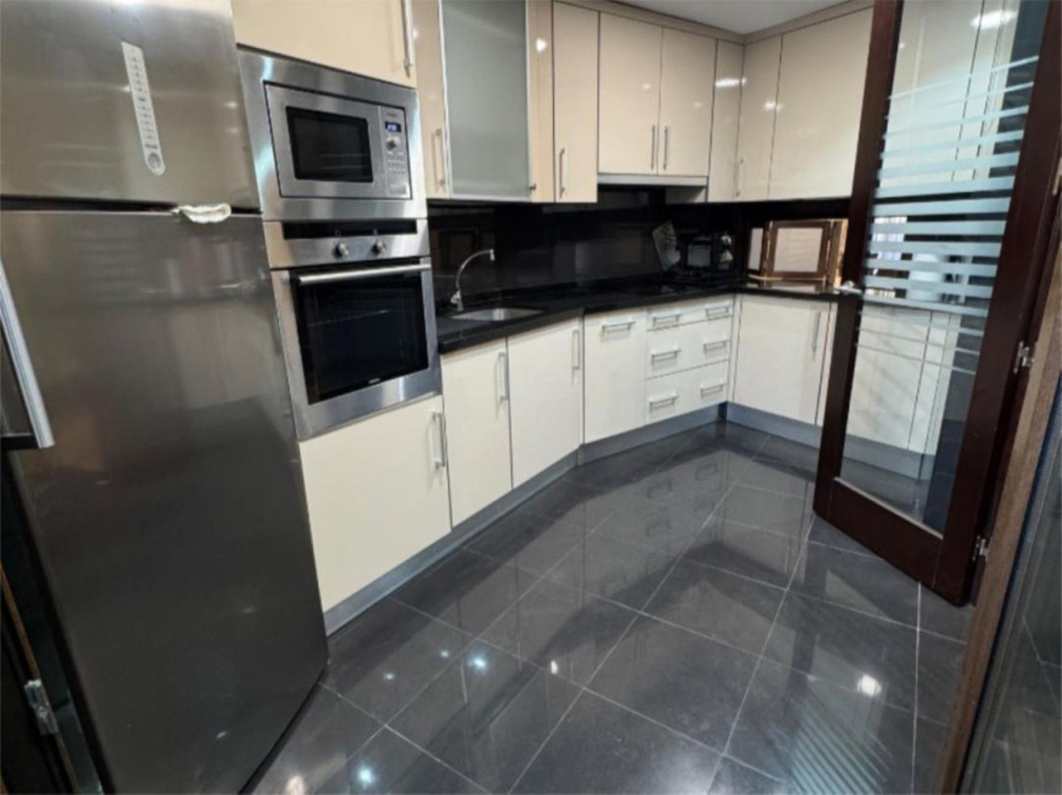 389e33056ab9c774a2b74eba2cf3c81c - 33