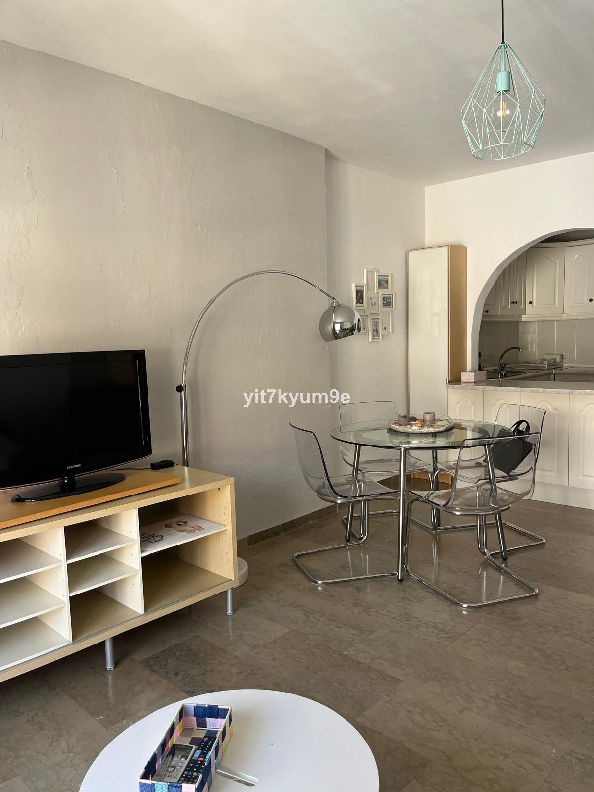 3adb2587e42ee9a94105778a7b467bf4 - 1