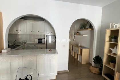 3adb2587e42ee9a94105778a7b467bf4 - 11