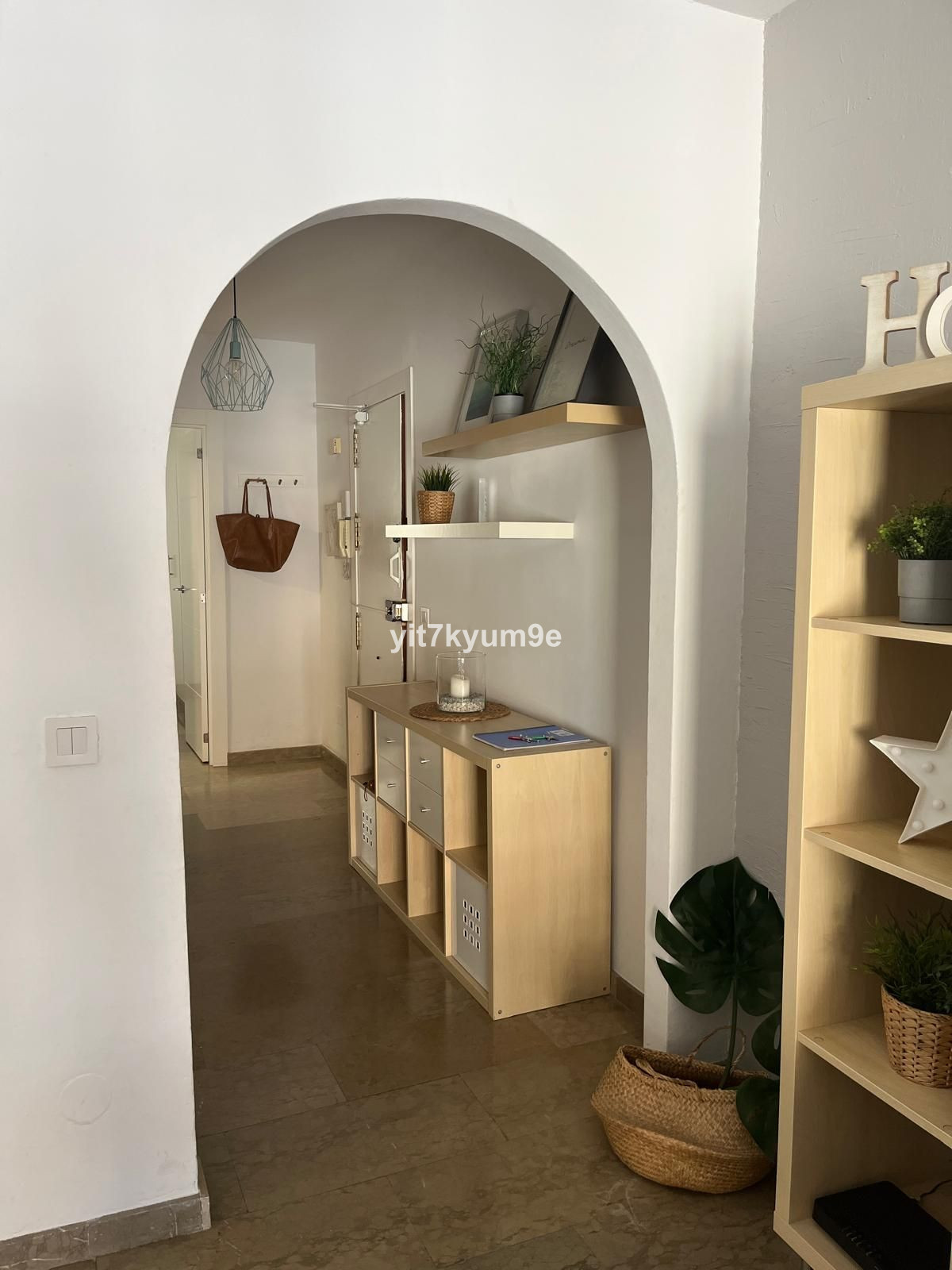 3adb2587e42ee9a94105778a7b467bf4 - 14