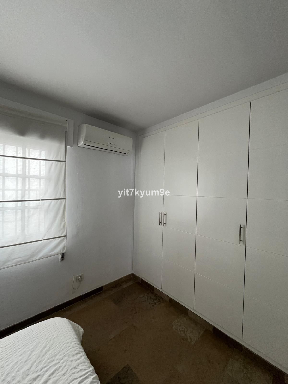 3adb2587e42ee9a94105778a7b467bf4 - 26