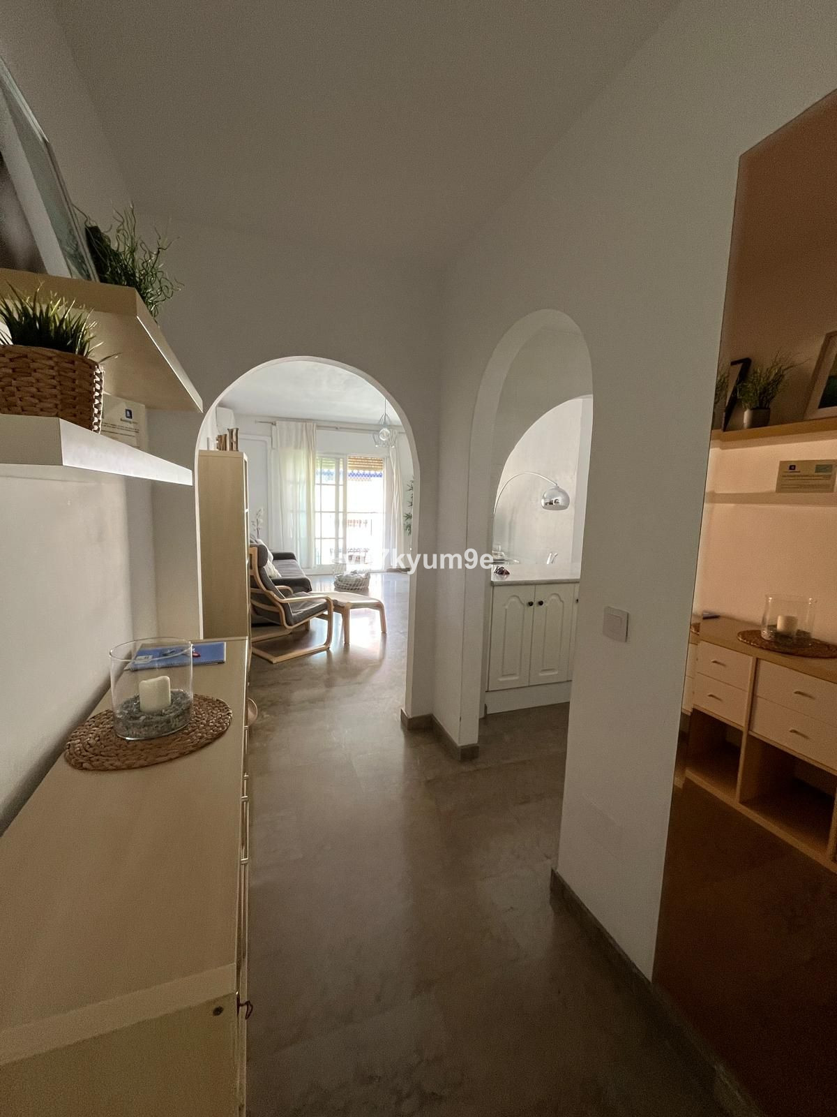 3adb2587e42ee9a94105778a7b467bf4 - 3