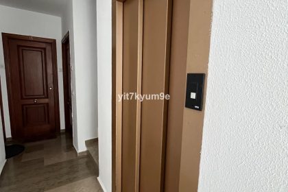 3adb2587e42ee9a94105778a7b467bf4 - 32