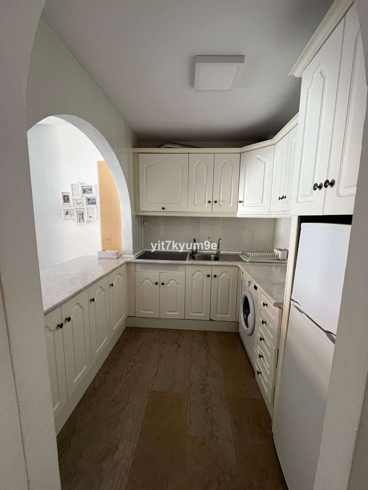 3adb2587e42ee9a94105778a7b467bf4 - 6