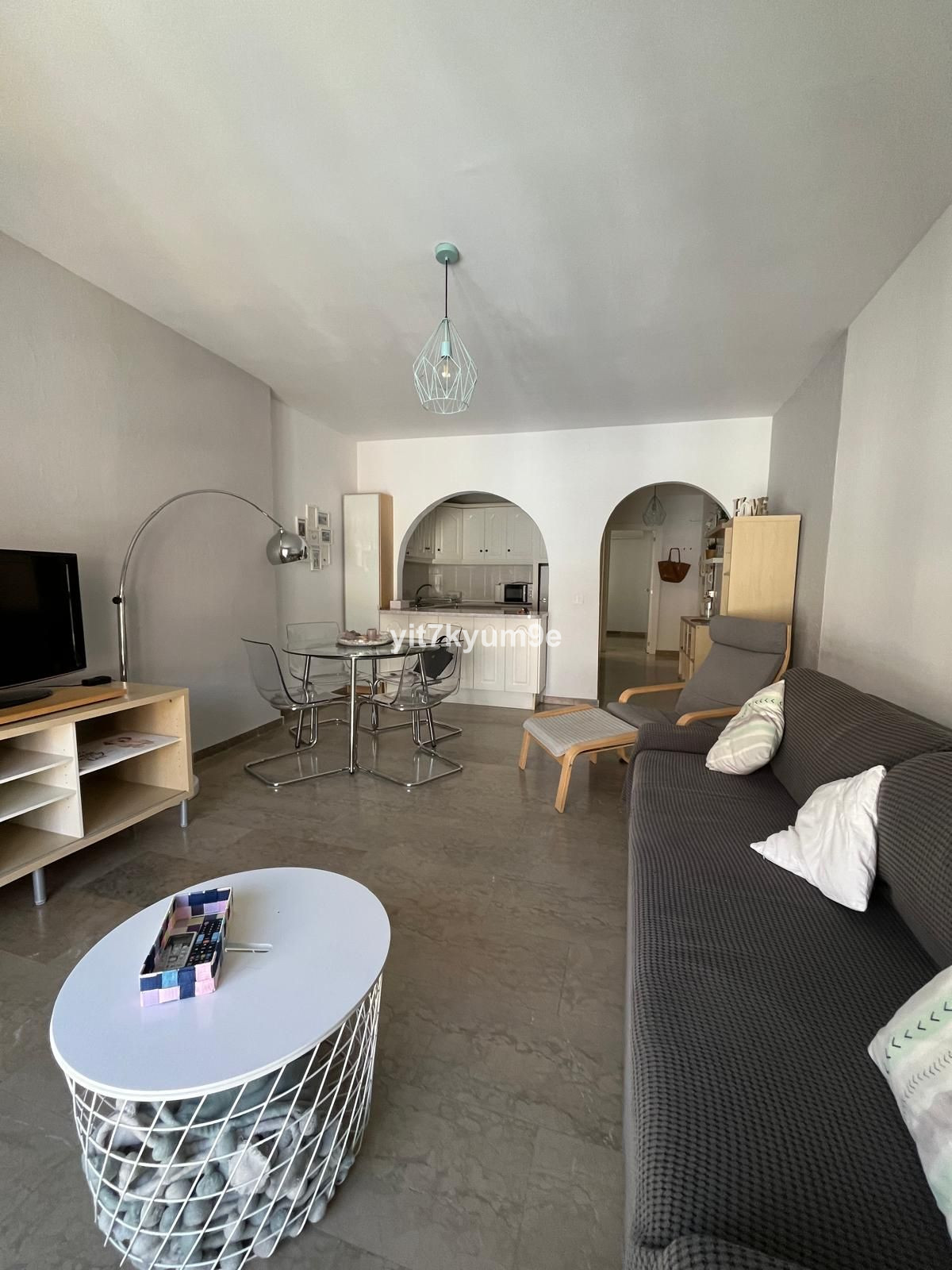 3adb2587e42ee9a94105778a7b467bf4 - 9