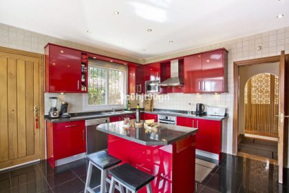 3af4cf09353f1adc2ecce275d6025af8 - 11