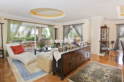 3af4cf09353f1adc2ecce275d6025af8 - 14