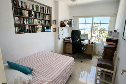 3b31b3b7a3a05da3bcb6be6a472c1885 - 42