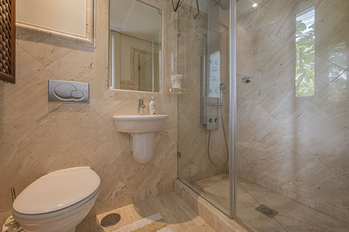 3b5e461dba407e88995937954239845c - 26