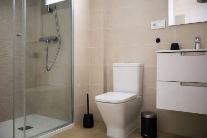 3bb50ea54837f41a0abe0fe7a7ffd97a - 12