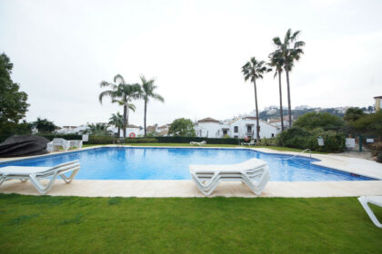 3bd56b18b064109ebcda15ef05789a0a - 25