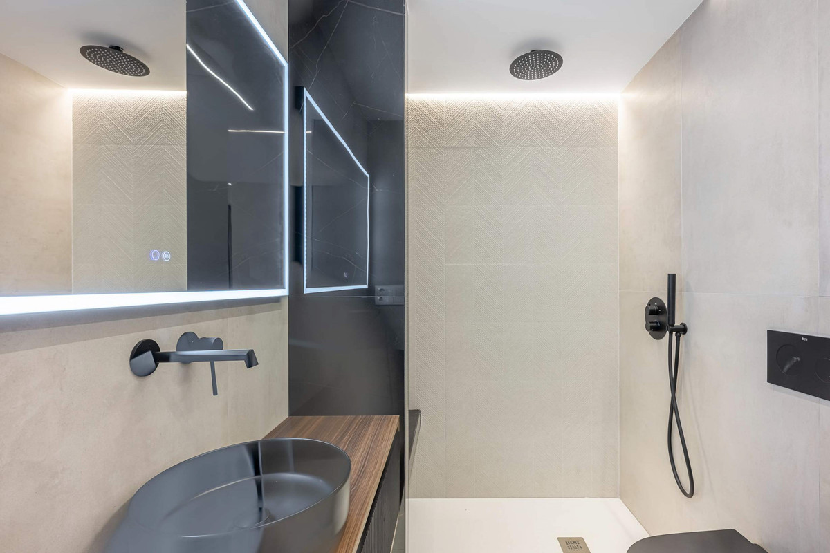 3c064c019b79279ec64537706af6246f - 32