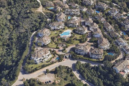 3c7979cbd4ccfaa350ff93b5ee7bb4cc - 37