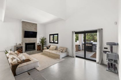 3ca053d633aa6e8bd7b58cbd46652024 - 11