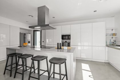 3ca053d633aa6e8bd7b58cbd46652024 - 17