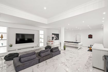 3ca053d633aa6e8bd7b58cbd46652024 - 26