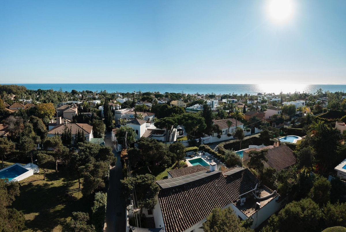 3d139f9e3e9f8c1511490185e2ea855a - 31