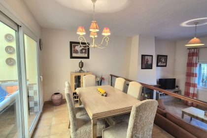 3dad25efbb2e8c41a6731eeb3ce4b913 - 11