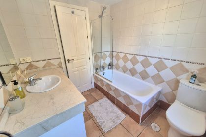 3dad25efbb2e8c41a6731eeb3ce4b913 - 29