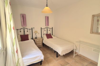 3dad25efbb2e8c41a6731eeb3ce4b913 - 34