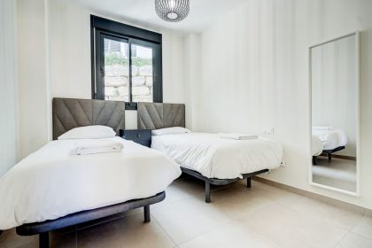 3e09acff316f10bcdbb0becf19e7e9b3 - 14