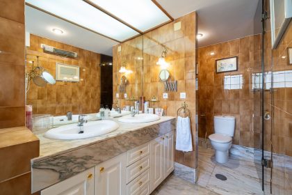 3e4f85ca5f41dd99137fbf17c47e5751 - 16