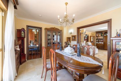 3e4f85ca5f41dd99137fbf17c47e5751 - 9