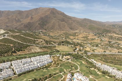 3ec02d35dd53a9cacb086b609de1a87f - 21