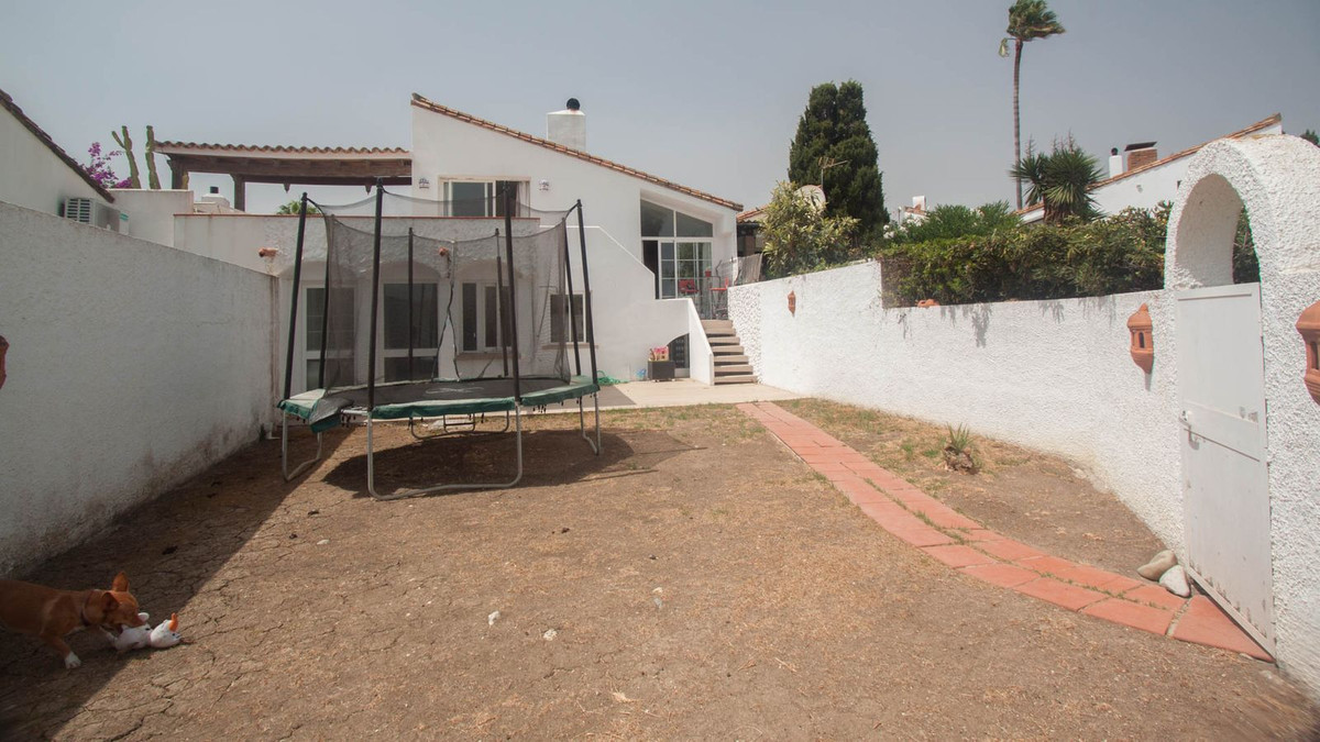 3ee6cf88156d830503c21ba90fa713d8 - 13