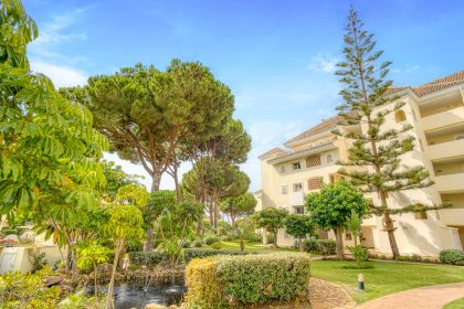 3f2f5a88a24d7468cf4c9798b0872602 - 15