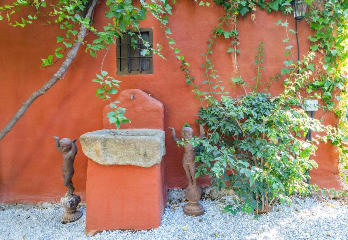 3fd518d66640170b1bfc0c81bbb0cde2 - 29