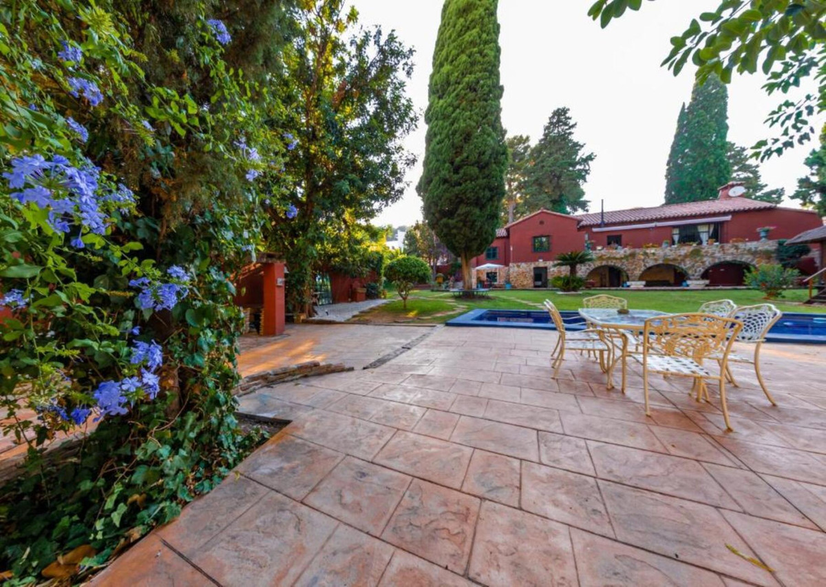 3fd518d66640170b1bfc0c81bbb0cde2 - 30