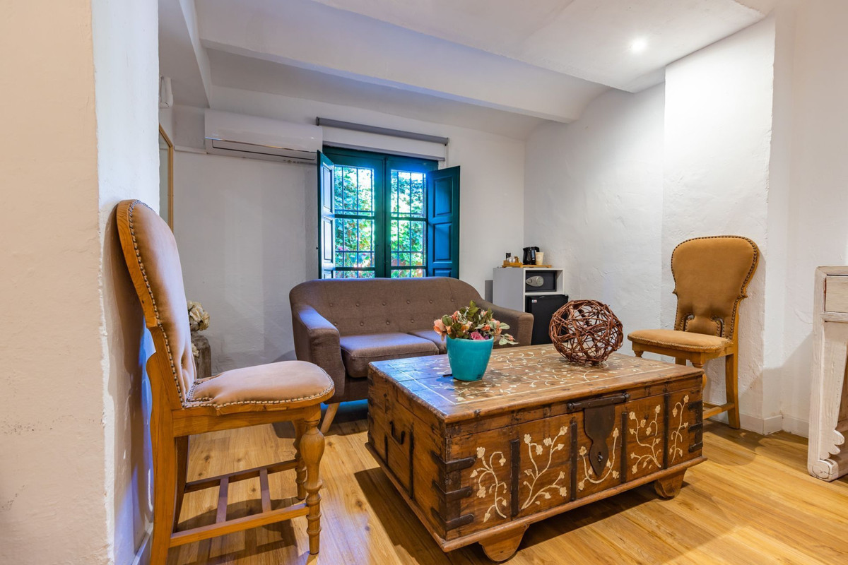 3fd518d66640170b1bfc0c81bbb0cde2 - 8