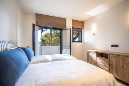 400c68f0ac4d3c4f06bb6b21cf43a740 - 16