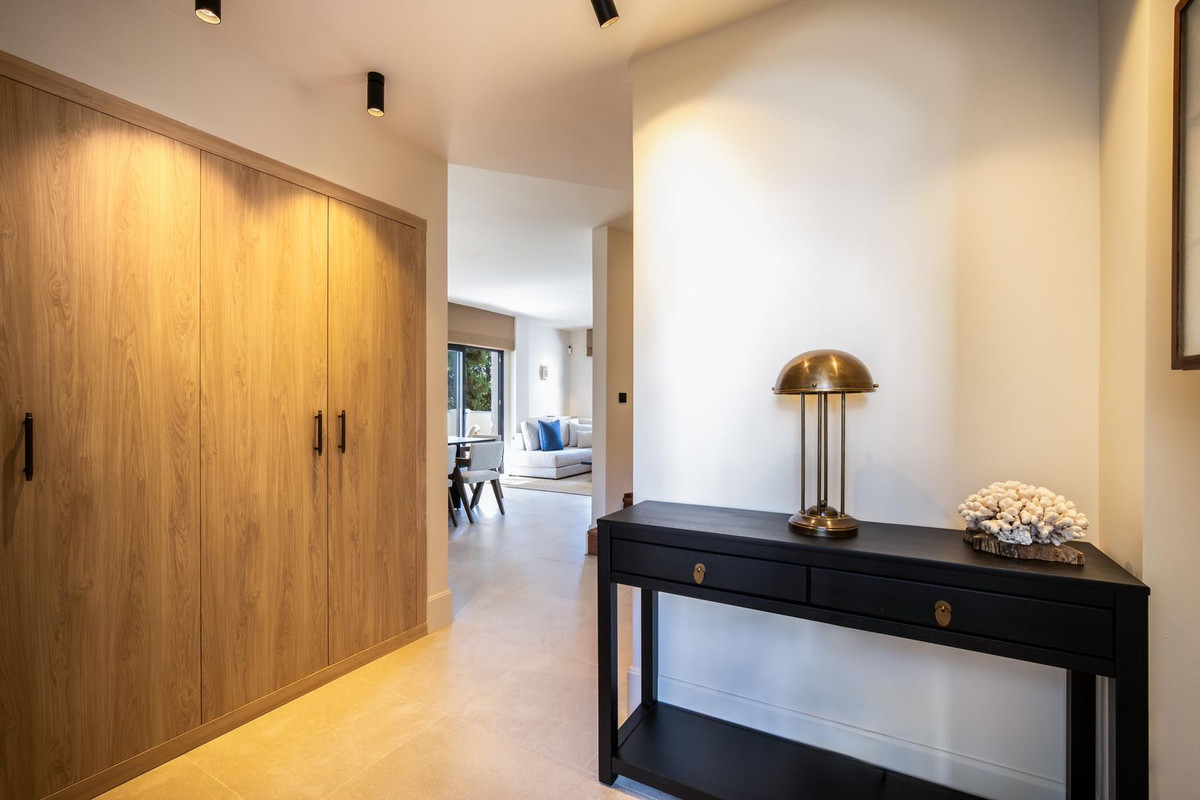 400c68f0ac4d3c4f06bb6b21cf43a740 - 9