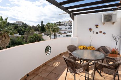 40214723f7d2db7118f3d2e14f632173 - 11