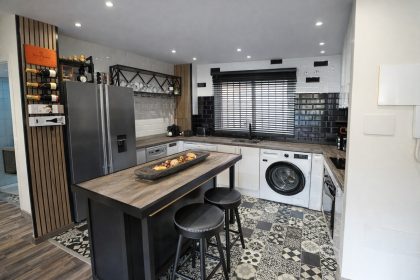 40214723f7d2db7118f3d2e14f632173 - 17